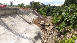 Trabajos de supervisión del muro Soil Nailing, sobre la calle CA01W : Santa Tecla a San Salvador.